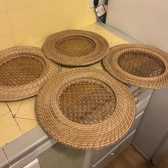 4 Pack Rattan Plate Chargers - Picture 2 of 2